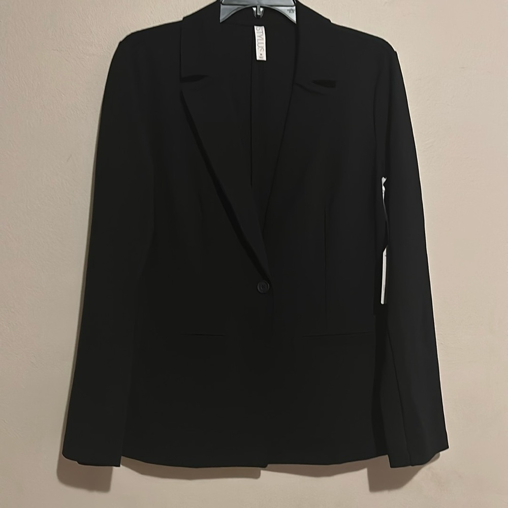 NWT BLACK STYLUS BLAZER